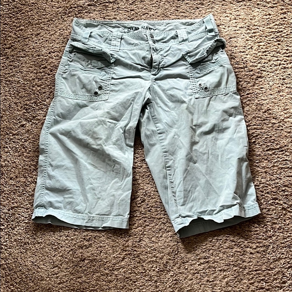 Old Navy Gray Cargo Shorts Relaxed Fit